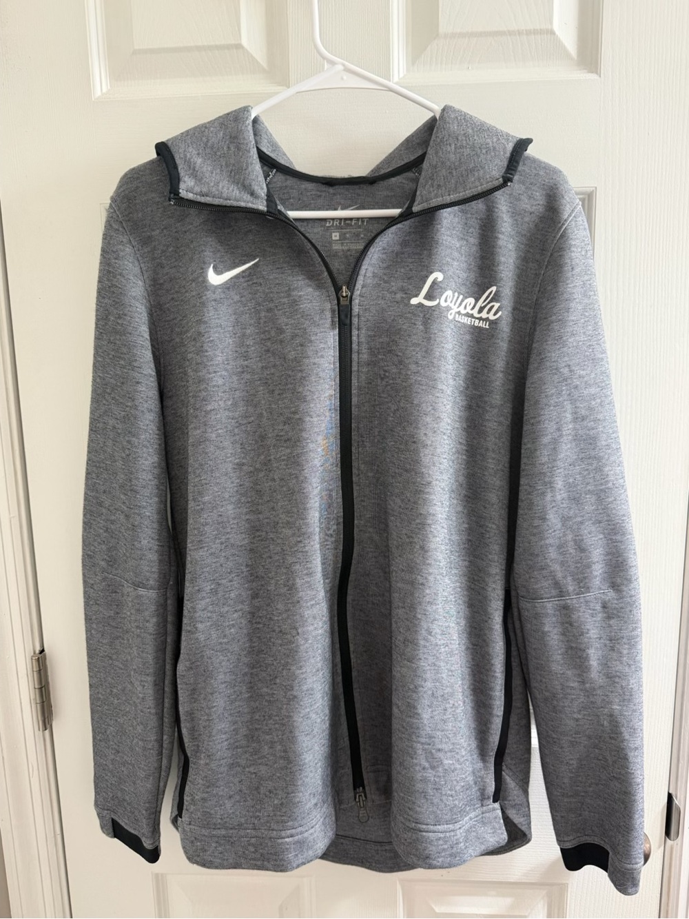 Nike Loyola University Gray Hoodie Medium M